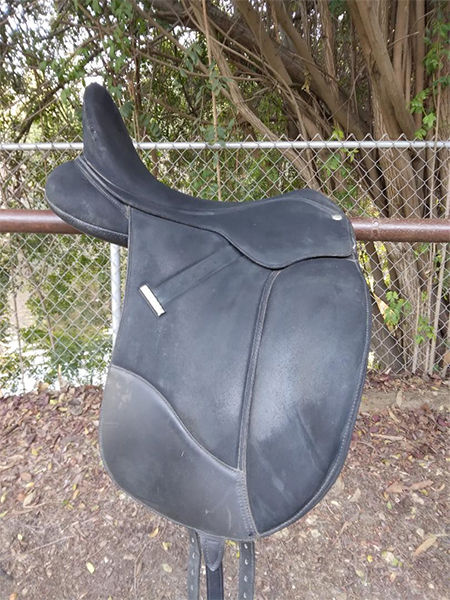 Wintec Isabell Dressage saddle, great condition.
